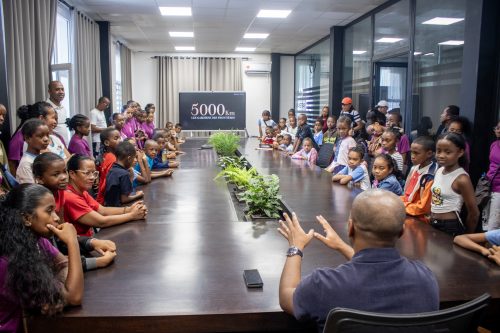 Les élèves de Toamasina découvrent les activités de la Douane